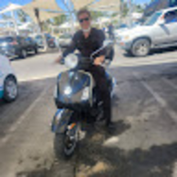 Meet your Posher, Robert - Picture 1 of 1